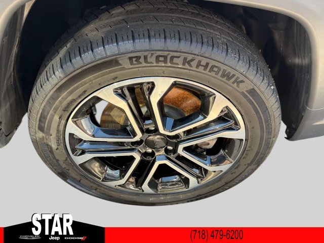 Certified Used 2023 Bright White Clearcoat Jeep Limited image 10