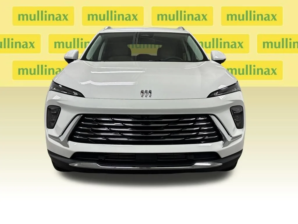 New 2026 Summit White Buick Preferred image 5
