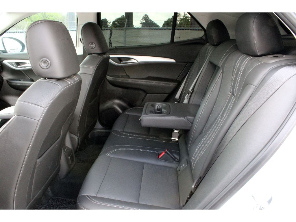 Used 2024 White Frost Tricoat Buick Avenir image 24
