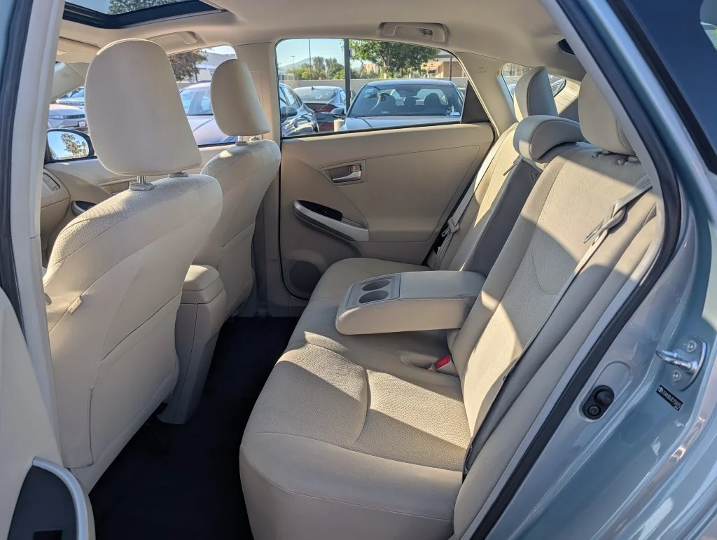 Used 2012 Beige Toyota Three image 12