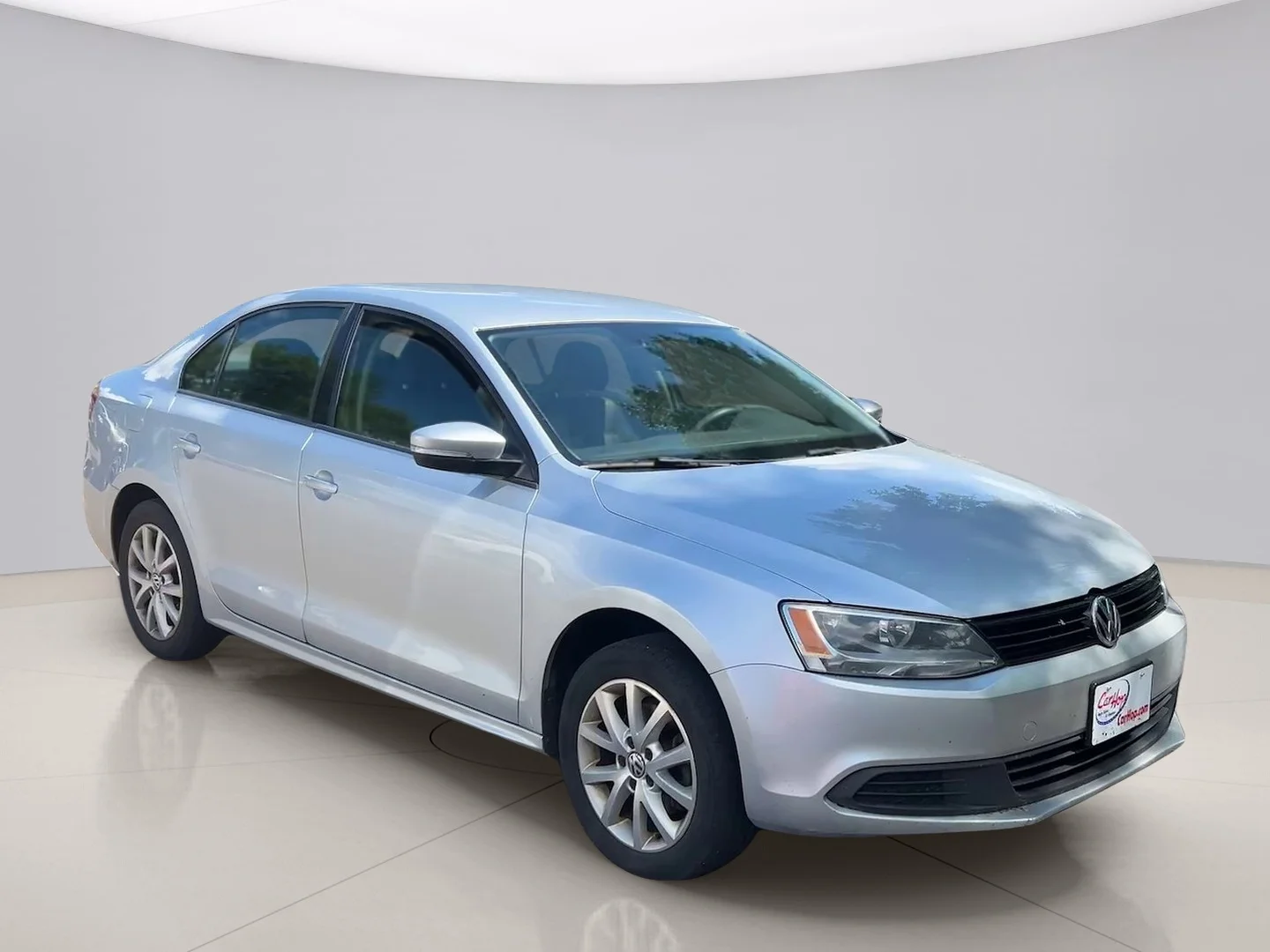 Used 2012 Silver Volkswagen SE image 7