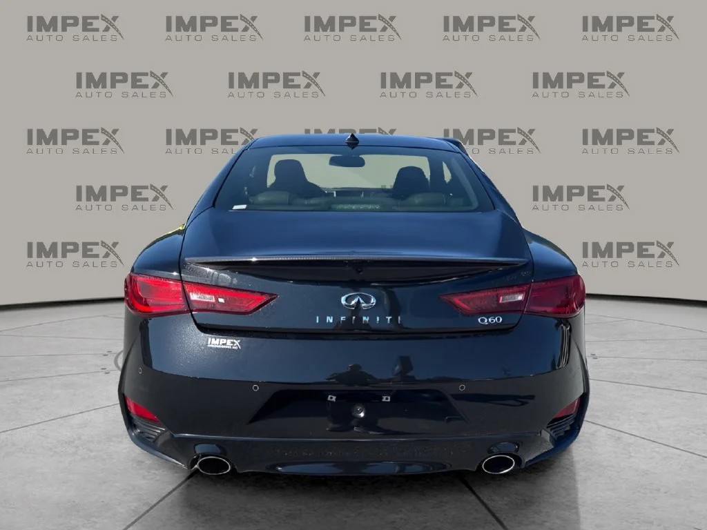 Used 2022 Black INFINITI LUXE image 4