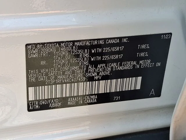 Used 2024 White Toyota XLE image 28