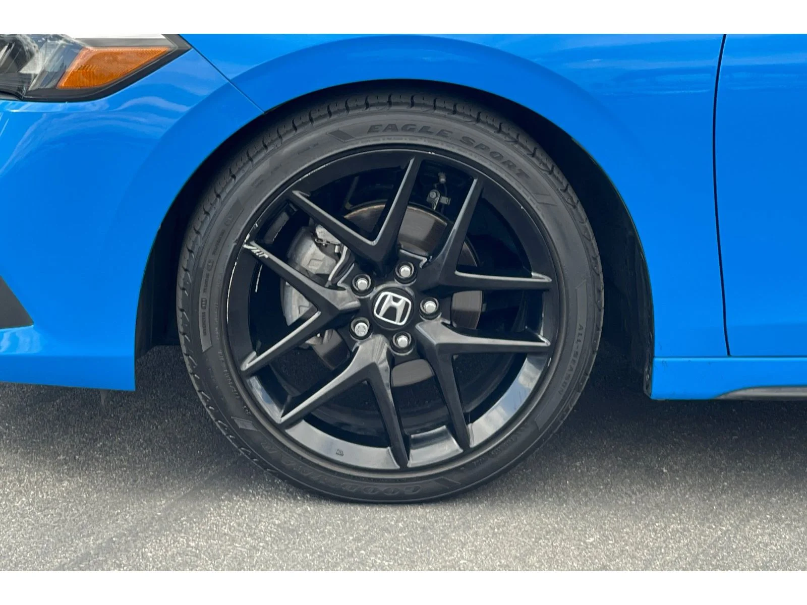 Used 2024 Boost Blue Pearl Honda Sport image 41