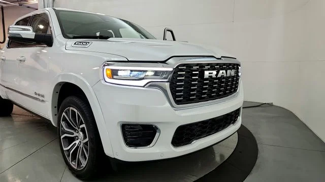New 2026 Ivory White Tri-Coat Pearl-Coat Exterior Paint RAM Tungsten image 14