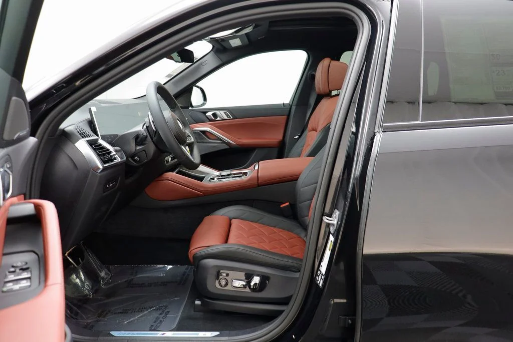 New 2026 Black BMW xDrive40i image 5