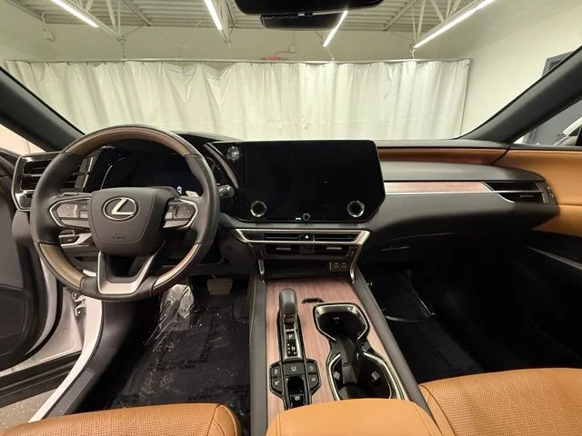 Used 2023 White Lexus 350 Premium Plus image 18