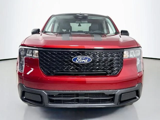 New 2026 Ruby Red Metallic Tinted Clearcoat Ford XLT image 32