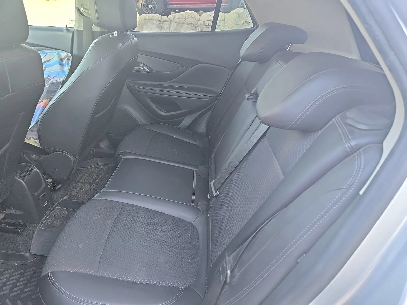 Used 2022 Includes (MDP) Anthracite lower exterior accent color, Paint code W598F.) Buick Preferred image 11