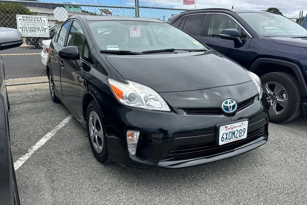 Used 2012 Black Toyota Two image 2