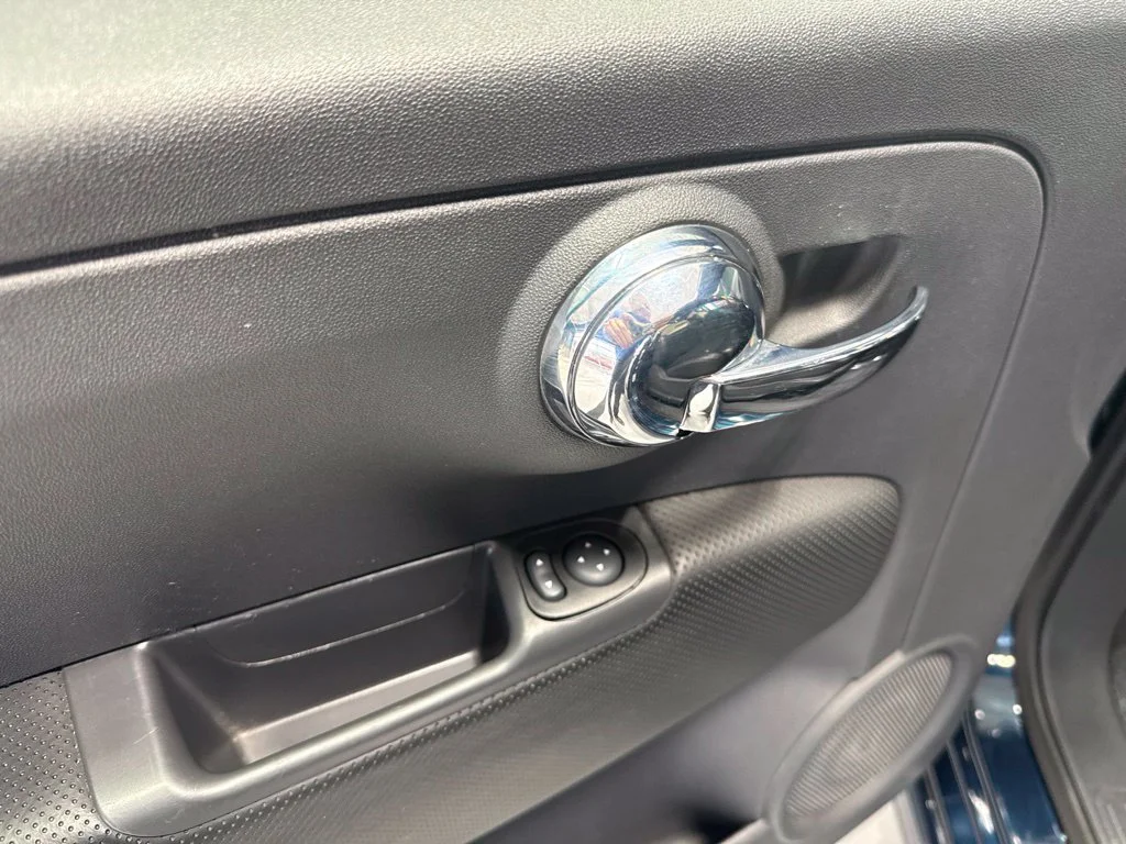 Used 2014 Blue FIAT Sport image 16