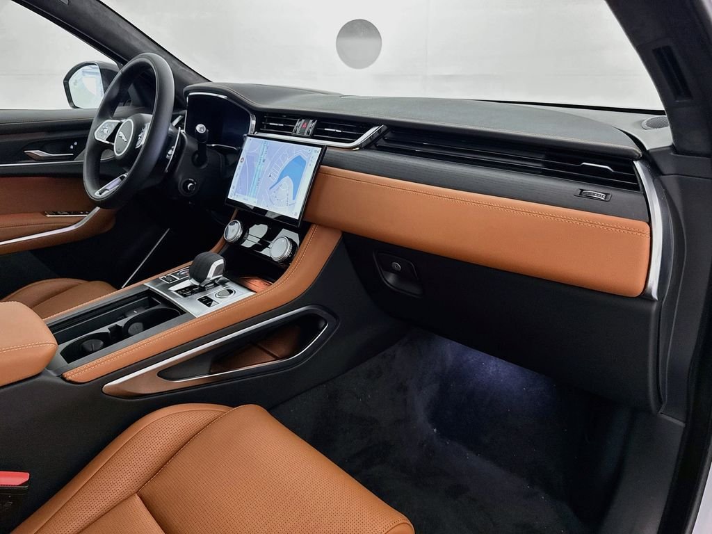 2026 Jaguar F-Pace R-Dynamic S - Photo 30