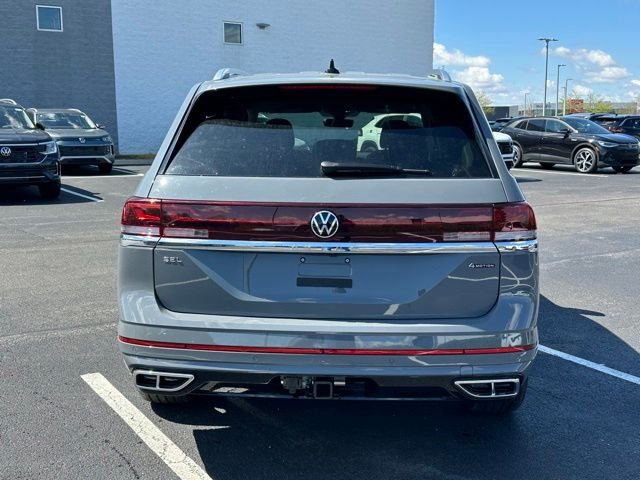 New 2026 Pure Gray Volkswagen 2.0T SEL Premium R-Line image 5