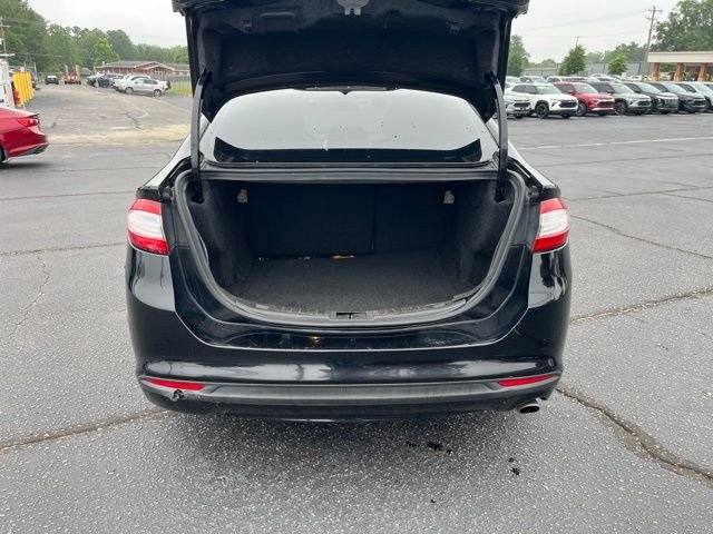 Used 2016 Black Ford SE image 28