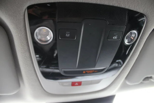 Used 2024 White Kia S image 14