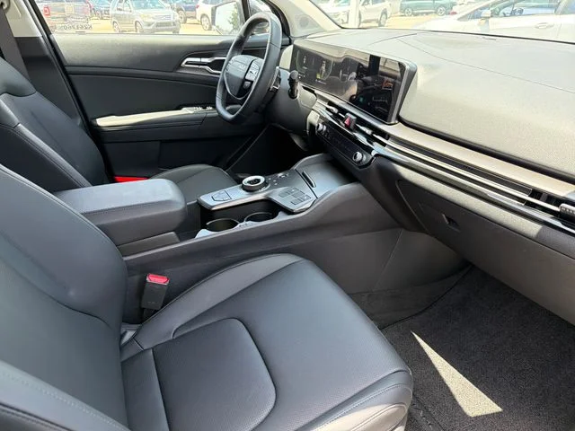 New 2026 Fusion Black Kia EX image 22