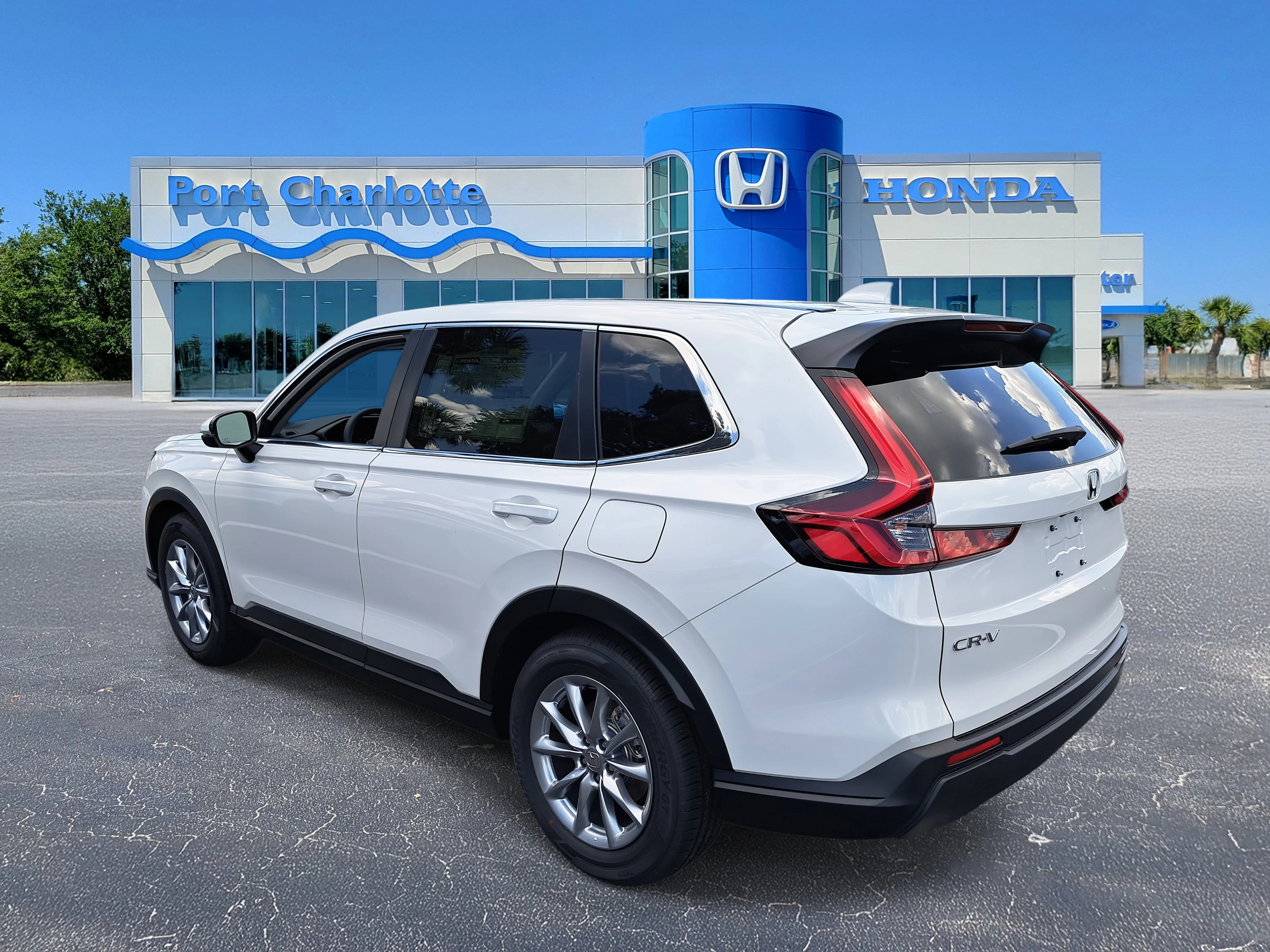 New 2026 Platinum White Pearl Honda EX image 3