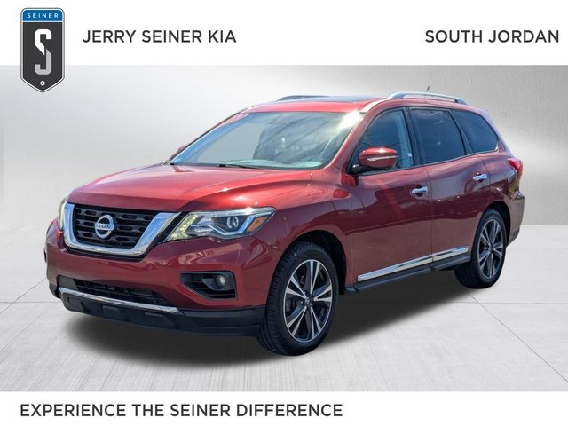 2017 Nissan Pathfinder Platinum