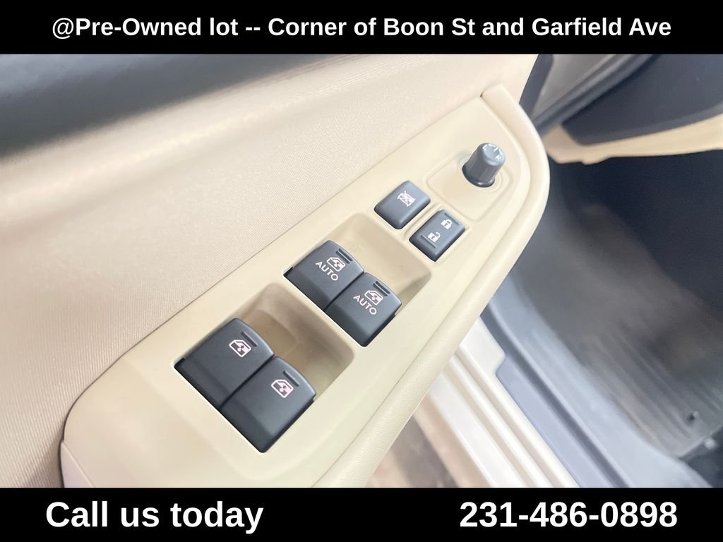 Used 2018 Gray Subaru 2.5i image 16