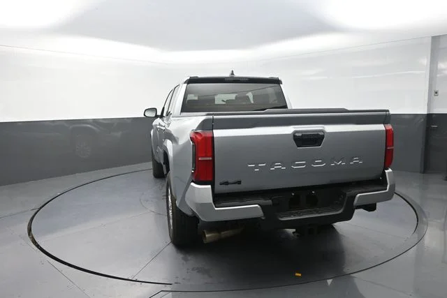 Used 2025 Silver Toyota SR5 image 6