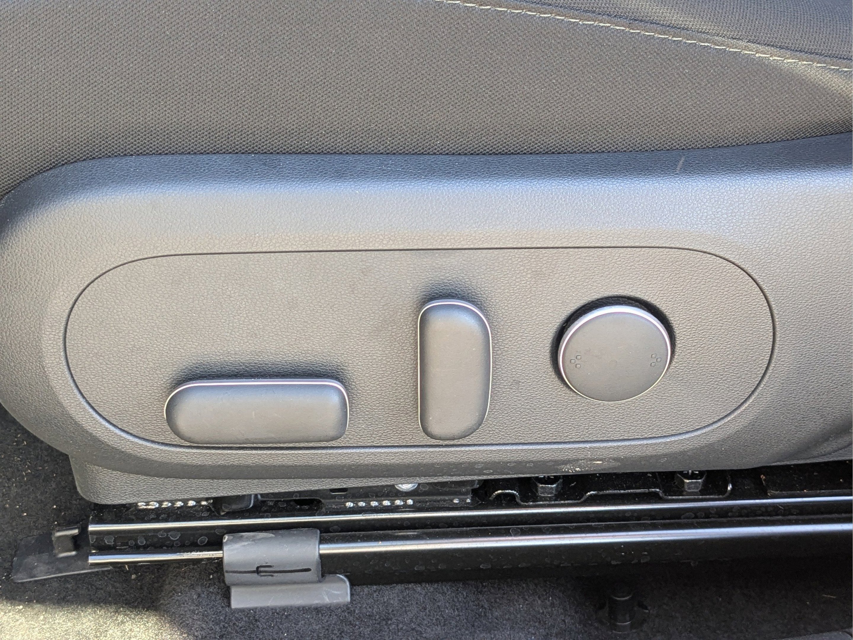 Used 2024 Abyss Black Pearl Hyundai SEL image 19