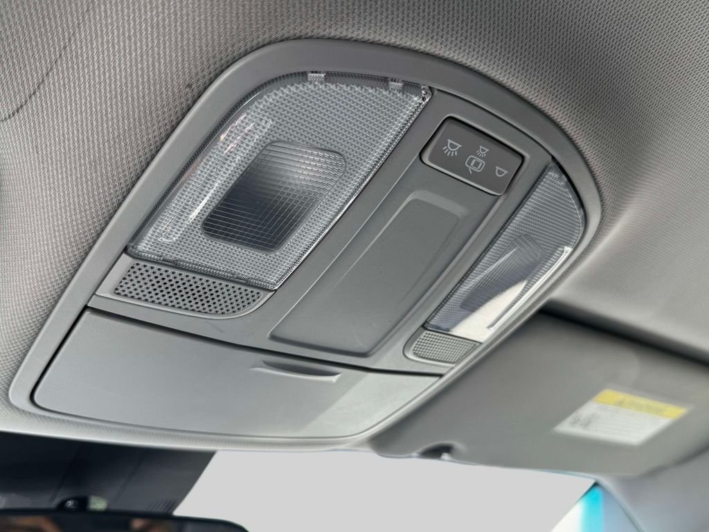 Used 2019 Gray Hyundai SE image 29