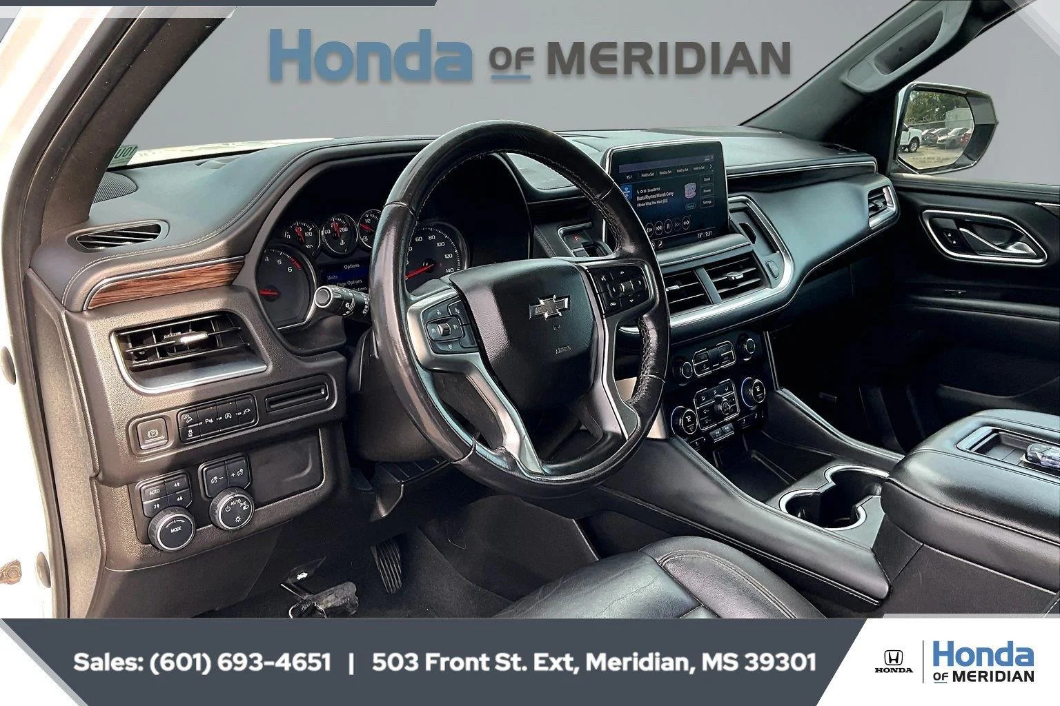 Used 2021 Summit White Chevrolet Z71 image 12