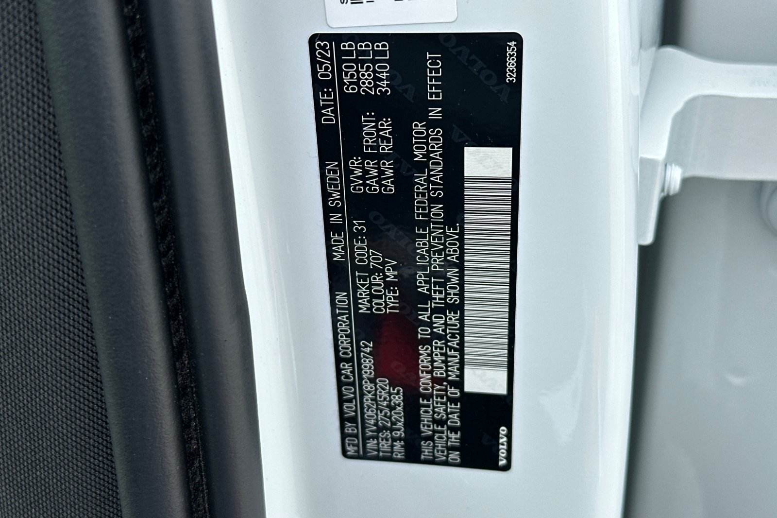 Used 2023 White Volvo B6 Core image 37