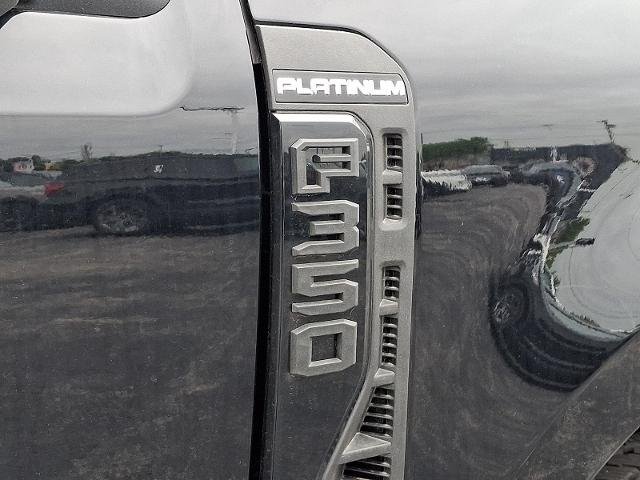 2026 Ford F-350 Super Duty Platinum - Photo 40