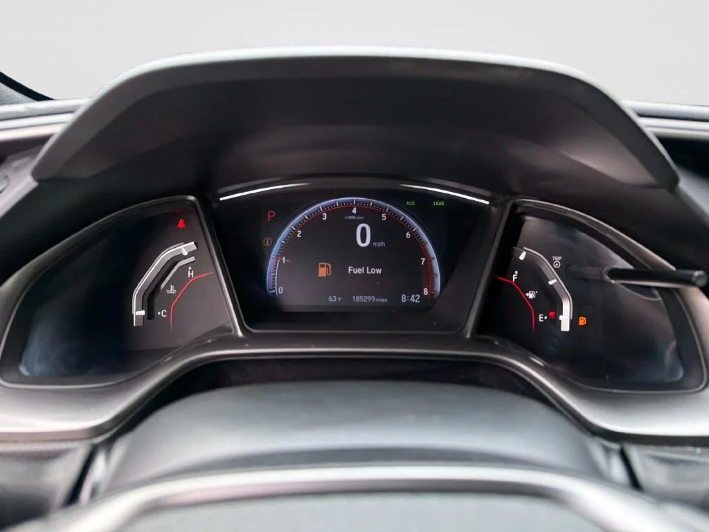 Used 2018 Silver Metallic Honda Sport Touring image 28