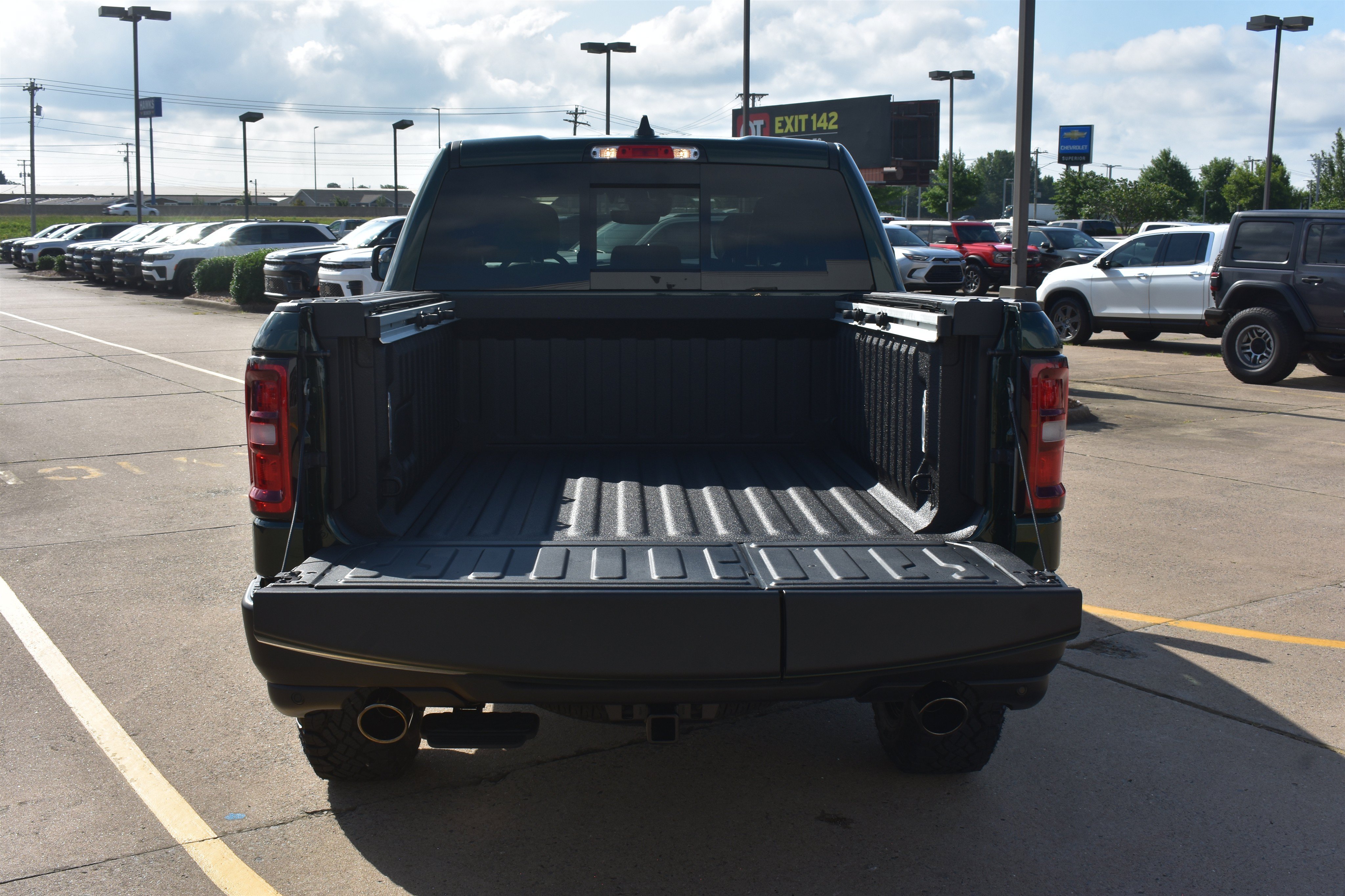 New 2026 Serrano-Green Metallic Exterior Paint RAM Rebel image 16