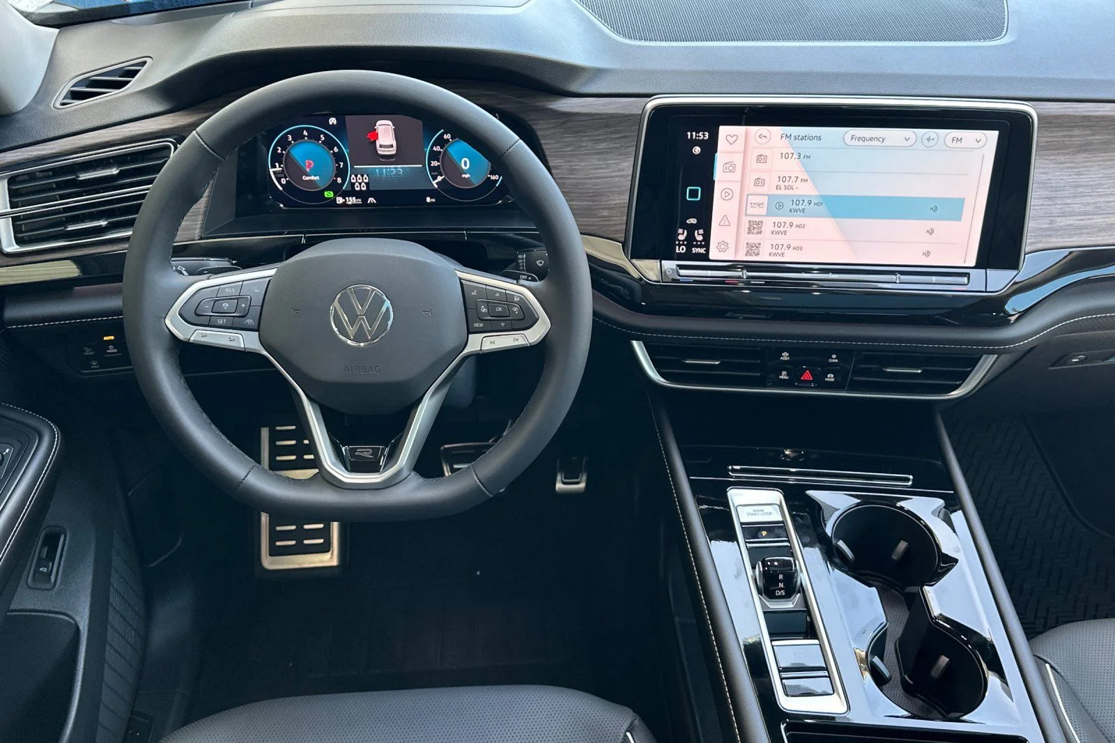 New 2026 White Volkswagen 2.0T SEL Premium R-Line image 12