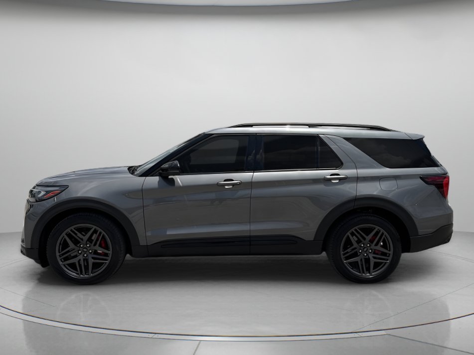 Used 2025 Carbonized Gray Metallic Ford ST image 5