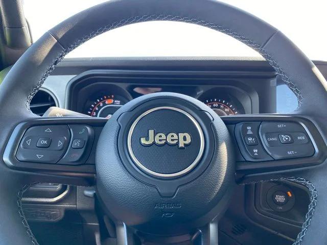 New 2026 Mojito Clear-Coat Exterior Paint Jeep Sport S image 15