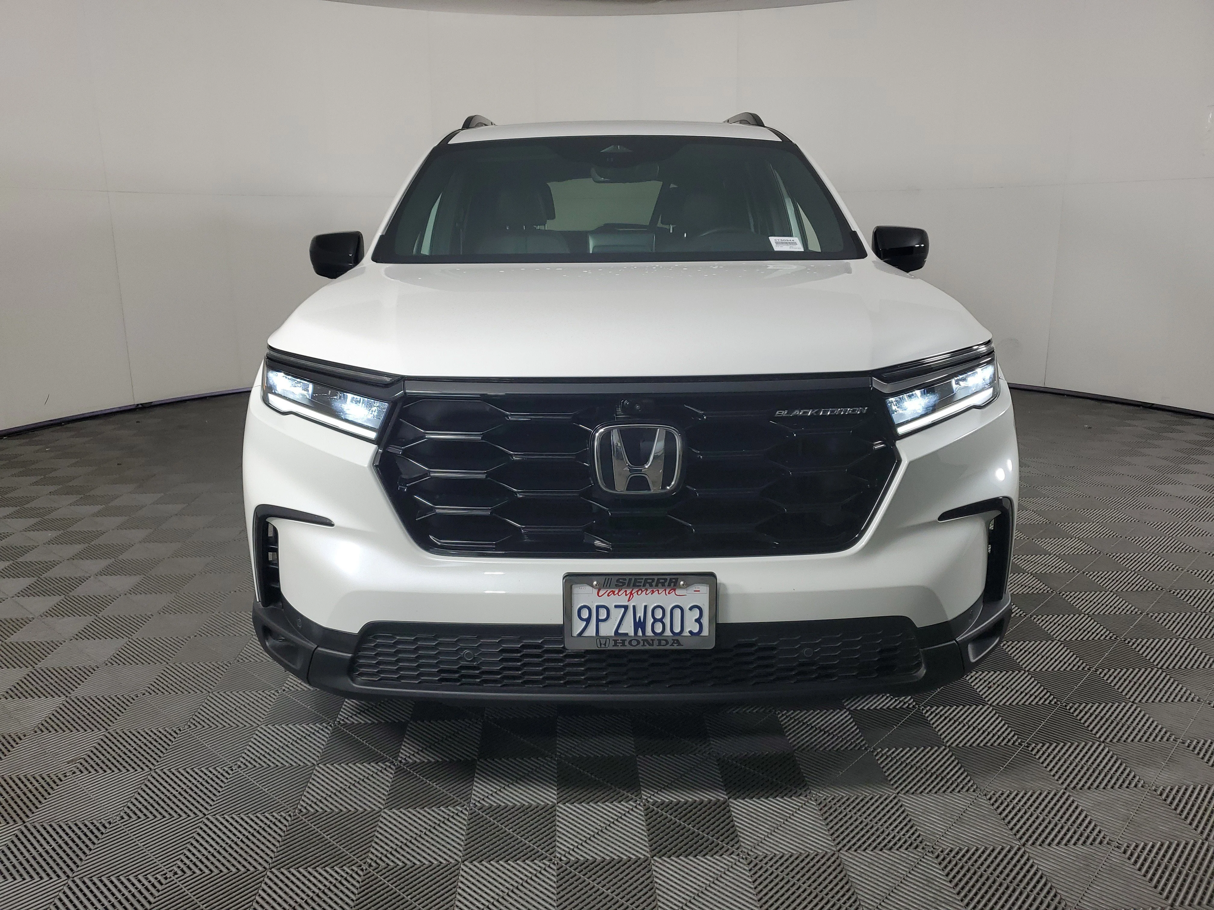 2025 Honda Pilot Black Edition - Photo 45