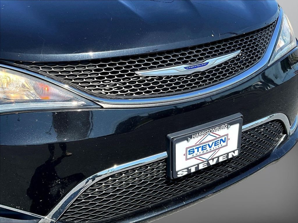 Used 2020 Black Chrysler Touring L image 34