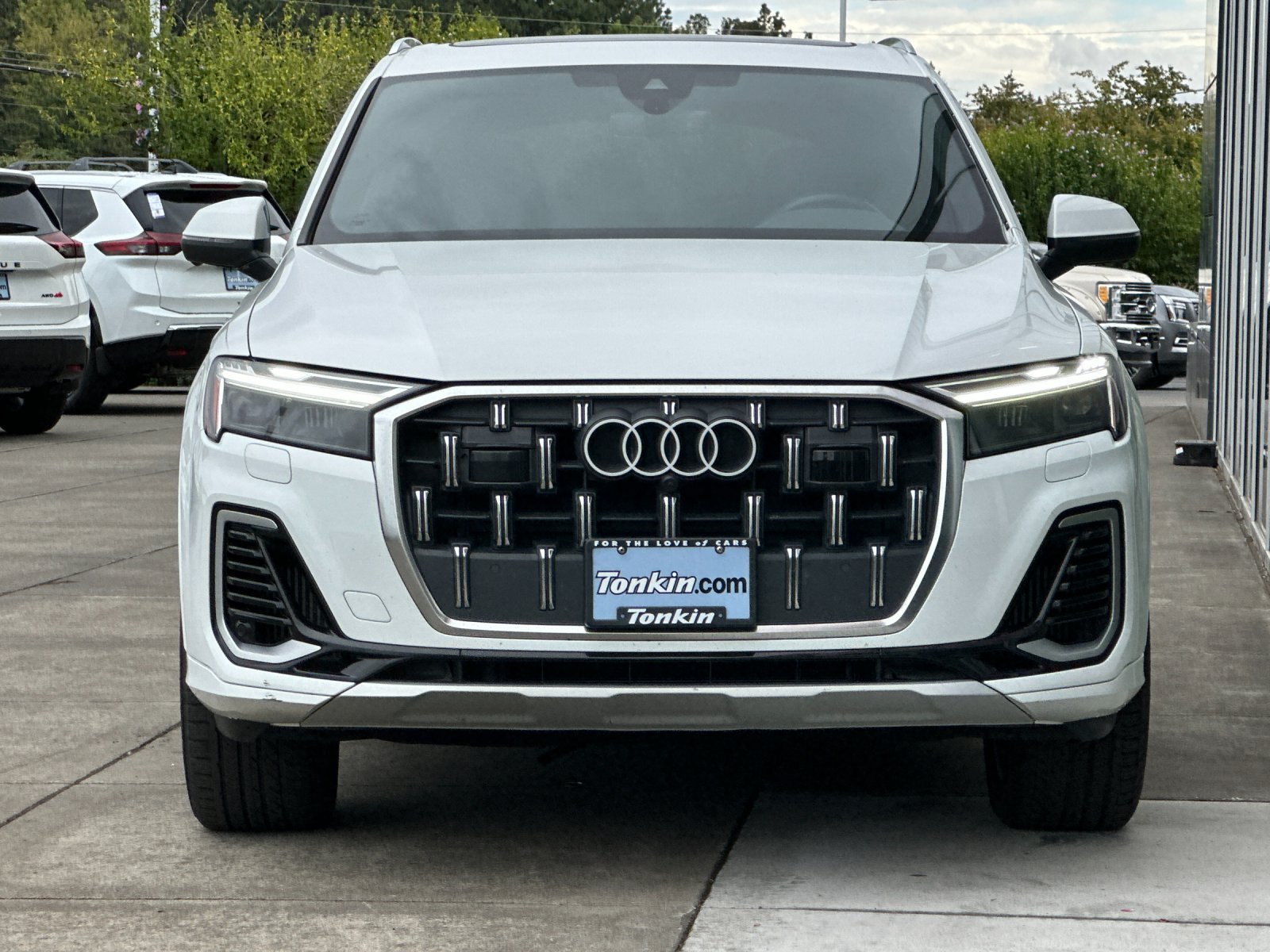 Used 2025 White Audi 55 Premium Plus image 9