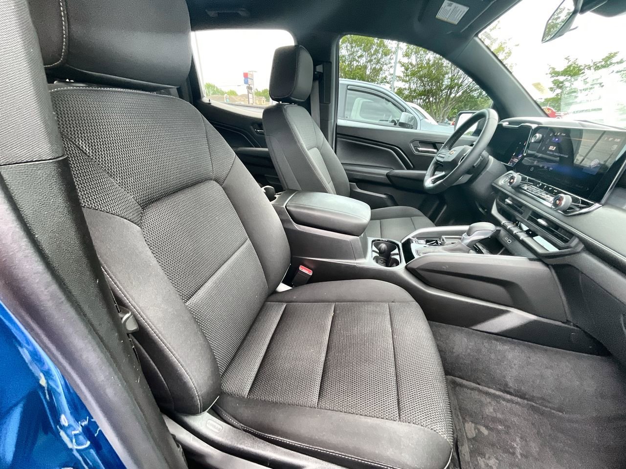 Used 2023 Glacier Blue Metallic Chevrolet LT image 27