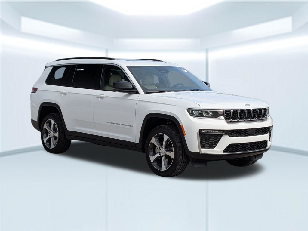 New 2026 Bright White Clear-Coat Exterior Paint Jeep Limited image 8