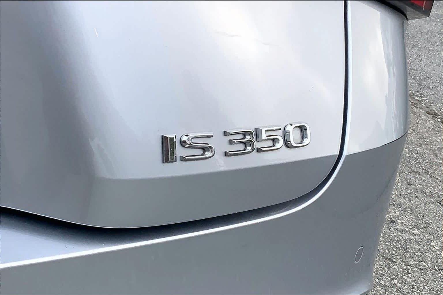 Used 2024 Iridium Lexus F SPORT image 9