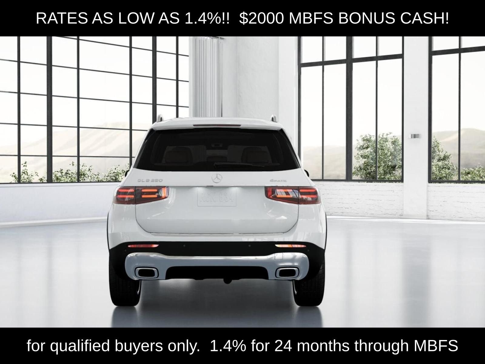 New 2026 Polar White Mercedes-Benz GLB 250 image 25