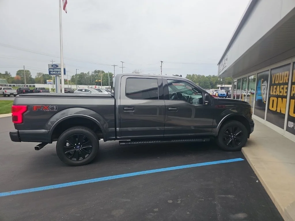 Used 2020 Gray Ford XLT image 3