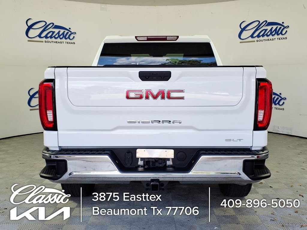 Used 2025 White GMC SLT image 4