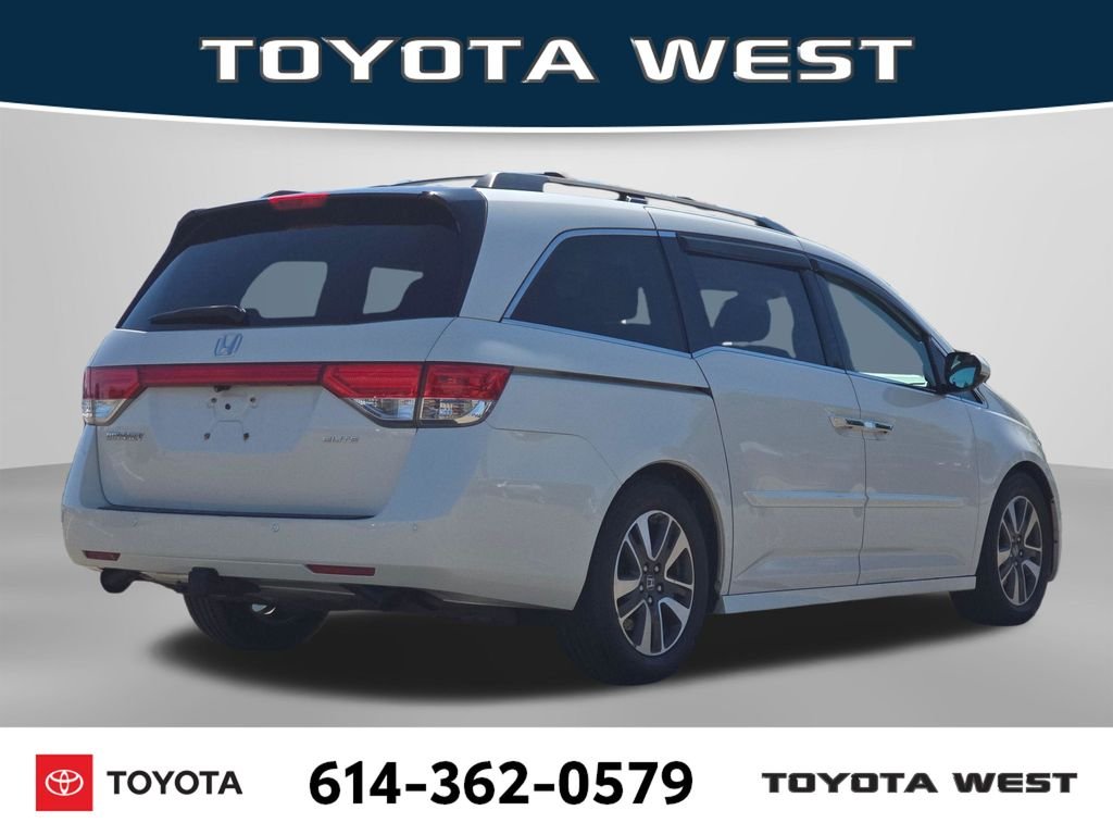 Used 2015  Honda Touring image 6