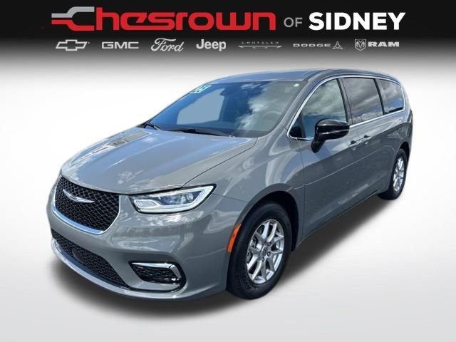2025 Chrysler Pacifica