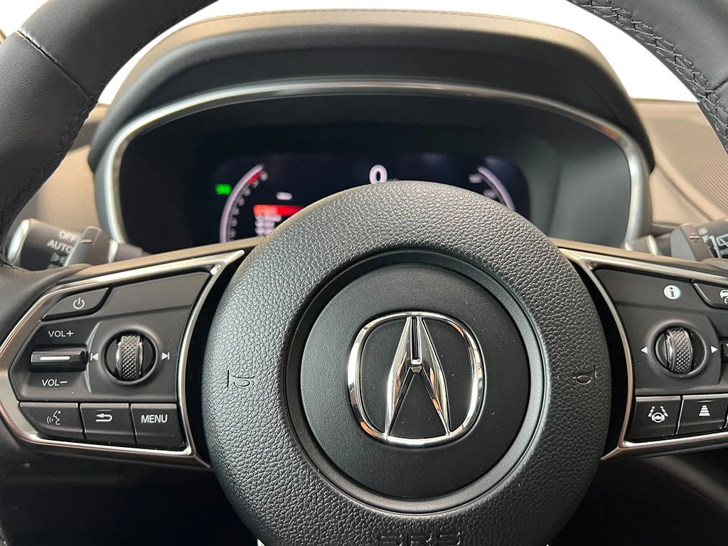 New 2026 Solar Silver Metallic Acura w/Technology Package image 29