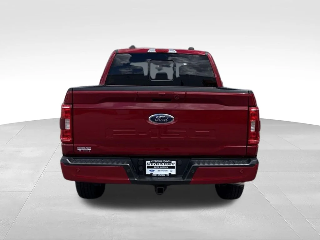 Used 2022 Rapid Red Metallic Tinted Clearcoat Ford XLT image 6