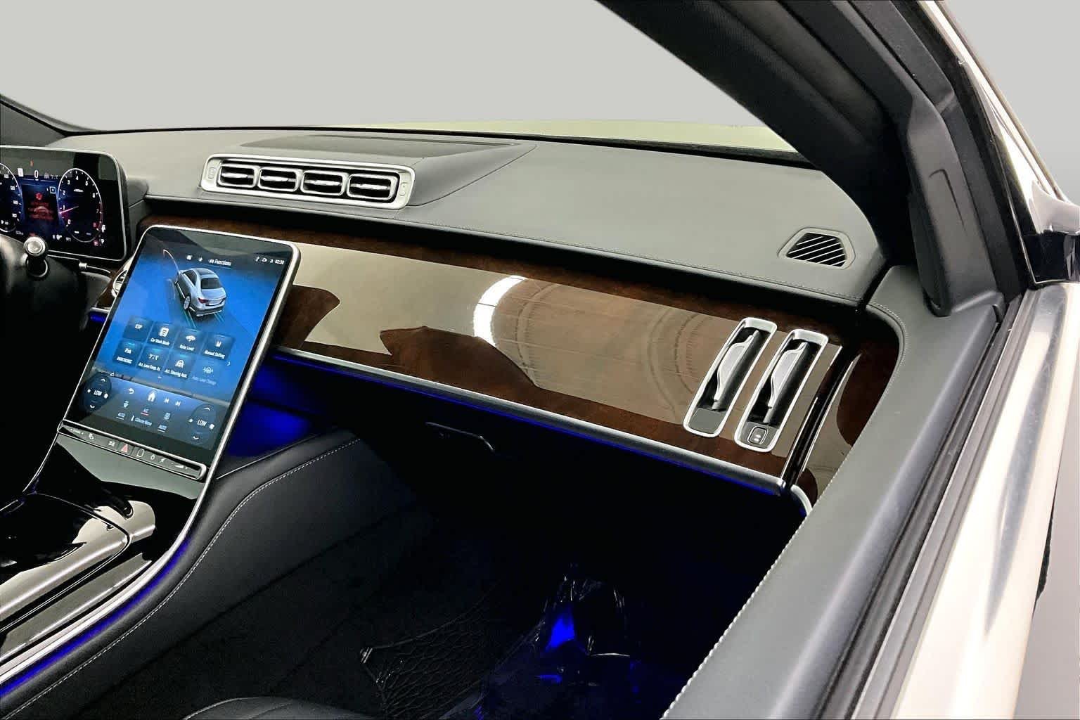 Certified Used 2025 Black Mercedes-Benz S 500 image 18