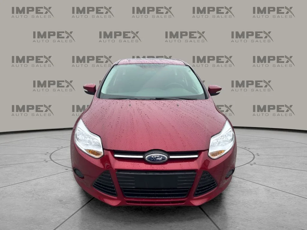 Used 2013 Red Ford SE image 8