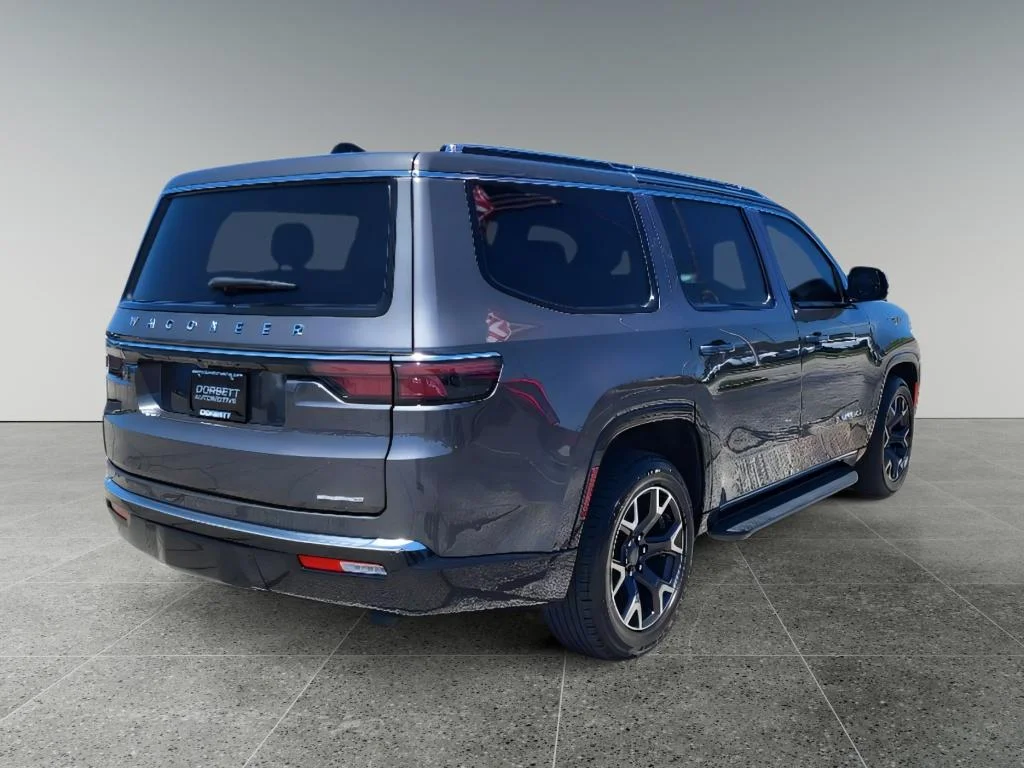 Used 2024 Baltic Gray Metallic Clearcoat Jeep Series III image 6